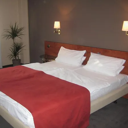 Hotel El Camino 3*